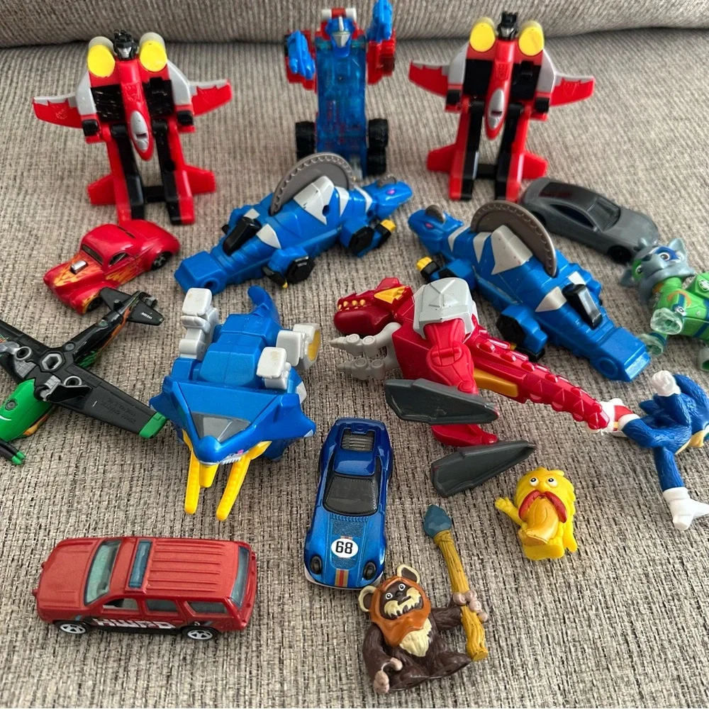 Vintage Transformer-Style & Dino Zord Toy Bundle – Mixed Lot - Picture 1 of 6